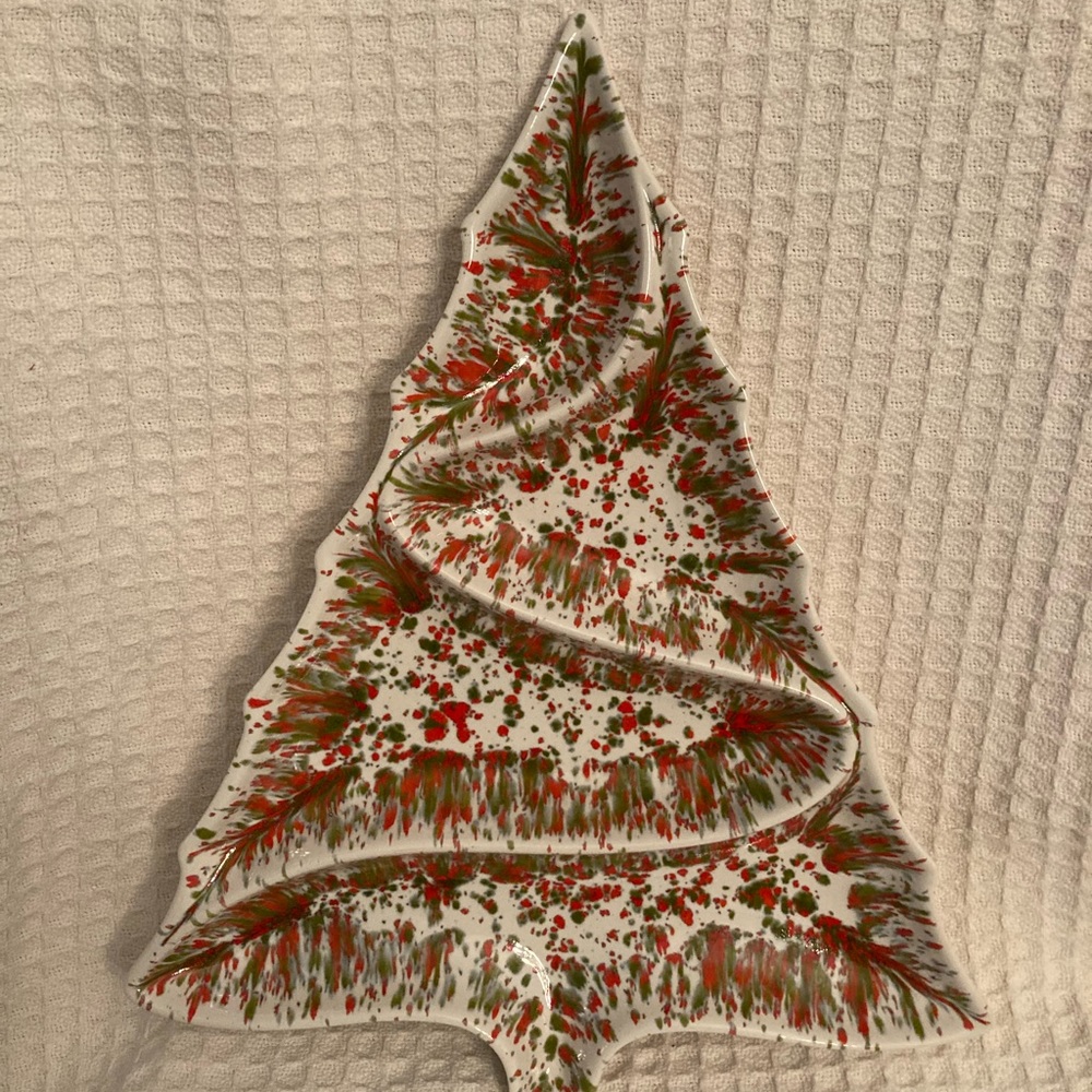 Beautiful Vintage 1968 Christmas Tree Divided Splatterware Serving Dish